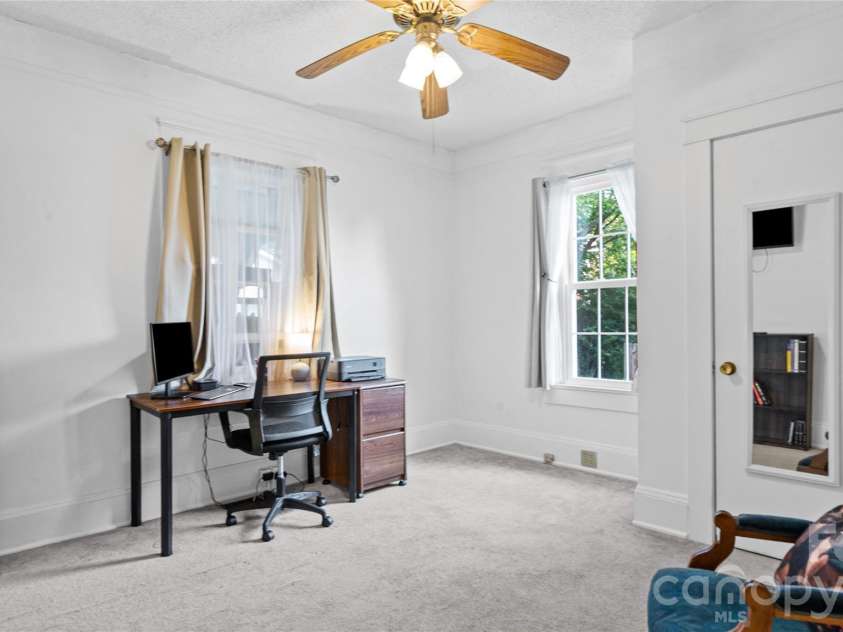 306 Hillcrest Drive, Lexington, NC 27292.  MLS# CAR4436131, YatesRealty ID 57912. 