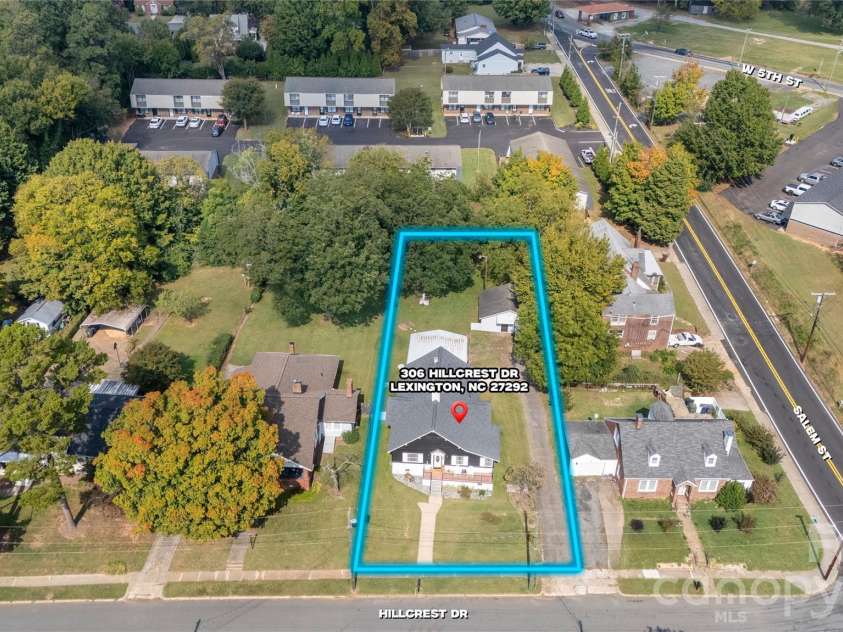 306 Hillcrest Drive, Lexington, NC 27292.  MLS# CAR4436131, YatesRealty ID 57912. 