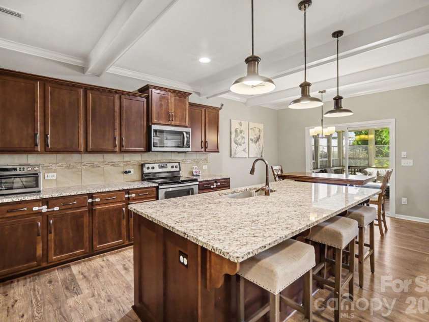 4410 Huntley Glen Drive, Pineville, NC 28134.  MLS# CAR4436263, YatesRealty ID 57919. 