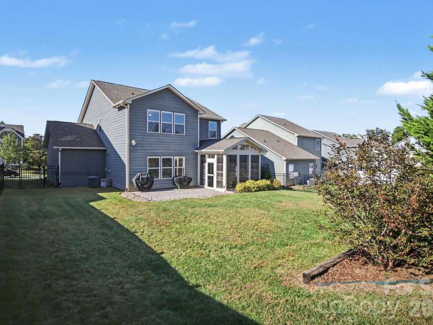 4410 Huntley Glen Drive, Pineville, NC 28134.  MLS# CAR4436263, YatesRealty ID 57919. 