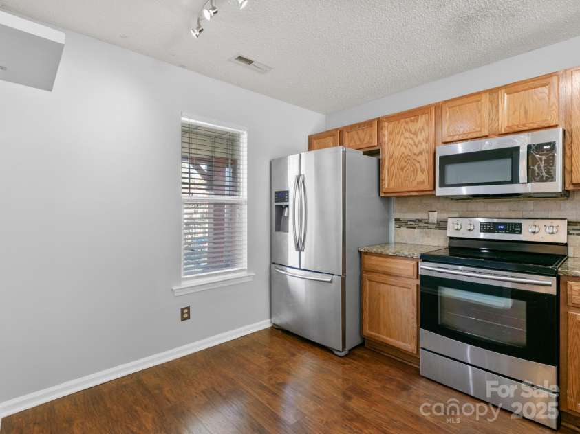 2302 Deermouse Way, Hendersonville, NC 28792.  MLS# CAR4224287, YatesRealty ID 5792. 