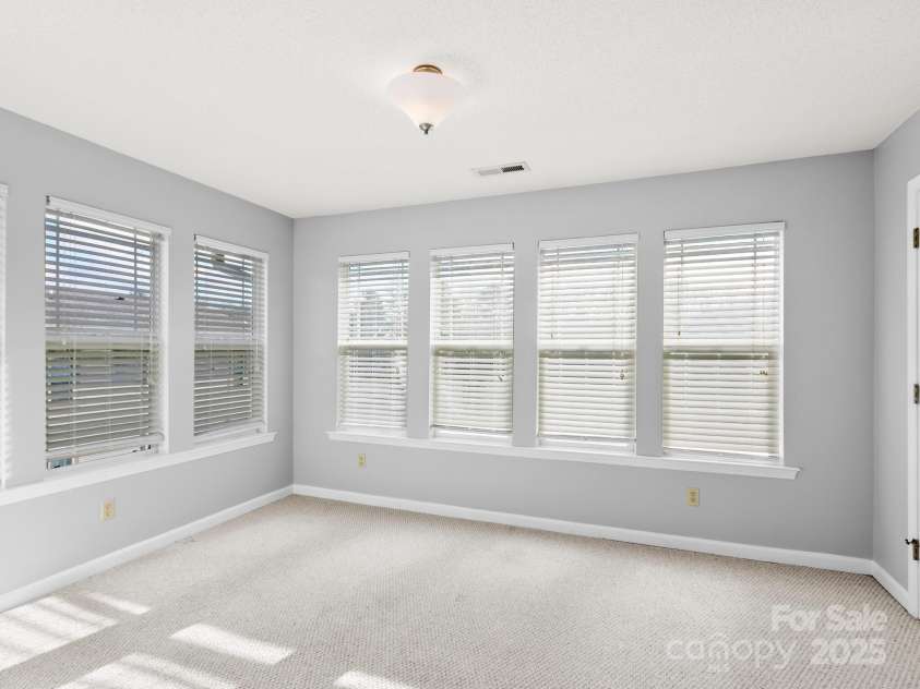 2302 Deermouse Way, Hendersonville, NC 28792.  MLS# CAR4224287, YatesRealty ID 5792. 