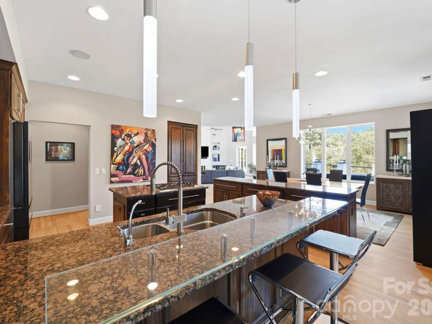47 Hamiltons Ferry Road, Lake Wylie, SC 29710.  MLS# CAR4436465, YatesRealty ID 57921. 