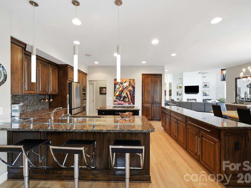 47 Hamiltons Ferry Road, Lake Wylie, SC 29710.  MLS# CAR4436465, YatesRealty ID 57921. 