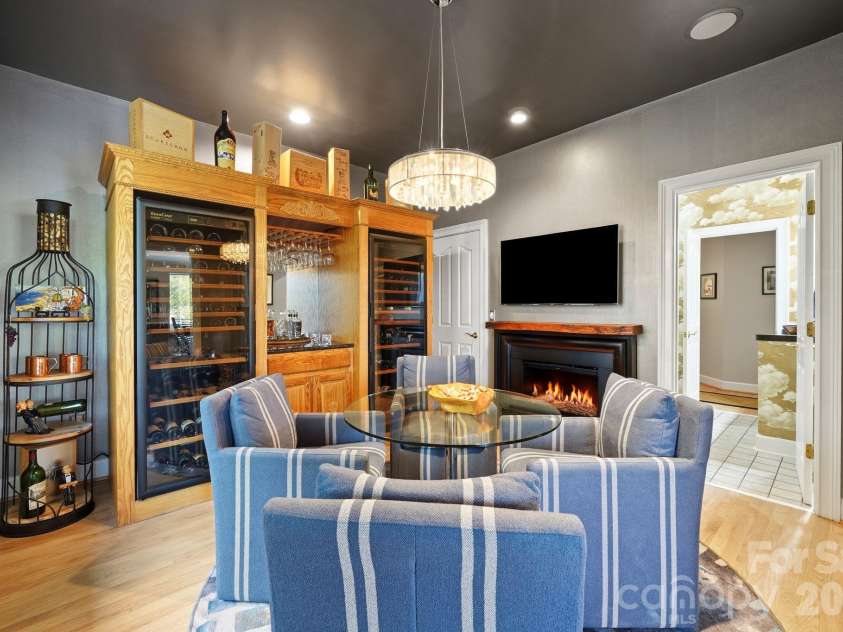47 Hamiltons Ferry Road, Lake Wylie, SC 29710.  MLS# CAR4436465, YatesRealty ID 57921. 