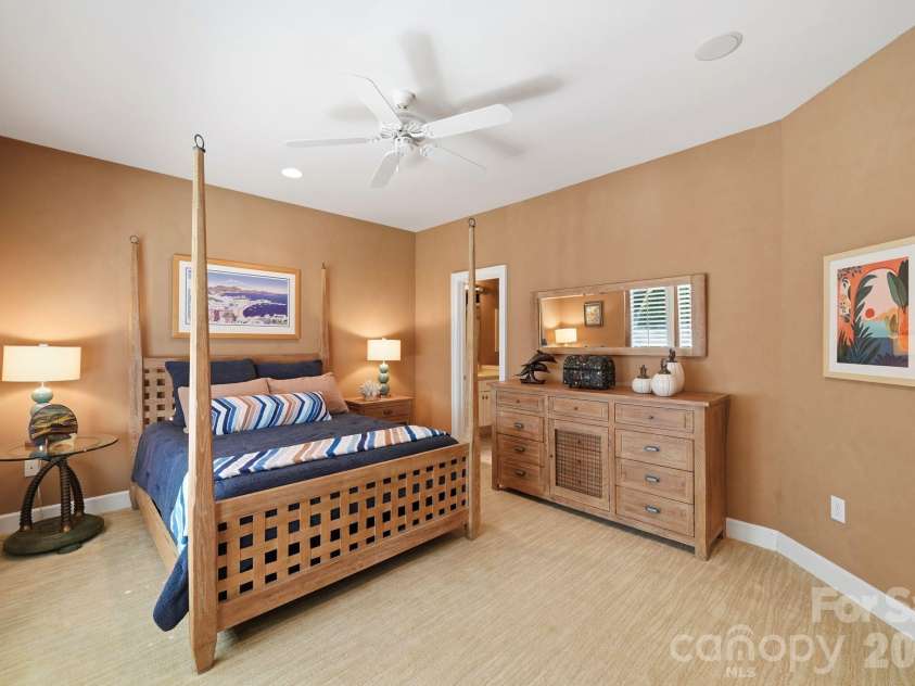 47 Hamiltons Ferry Road, Lake Wylie, SC 29710.  MLS# CAR4436465, YatesRealty ID 57921. 