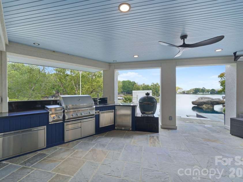 47 Hamiltons Ferry Road, Lake Wylie, SC 29710.  MLS# CAR4436465, YatesRealty ID 57921. 