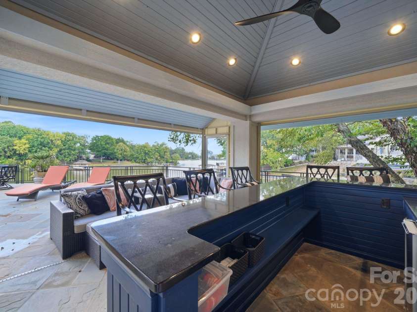 47 Hamiltons Ferry Road, Lake Wylie, SC 29710.  MLS# CAR4436465, YatesRealty ID 57921. 