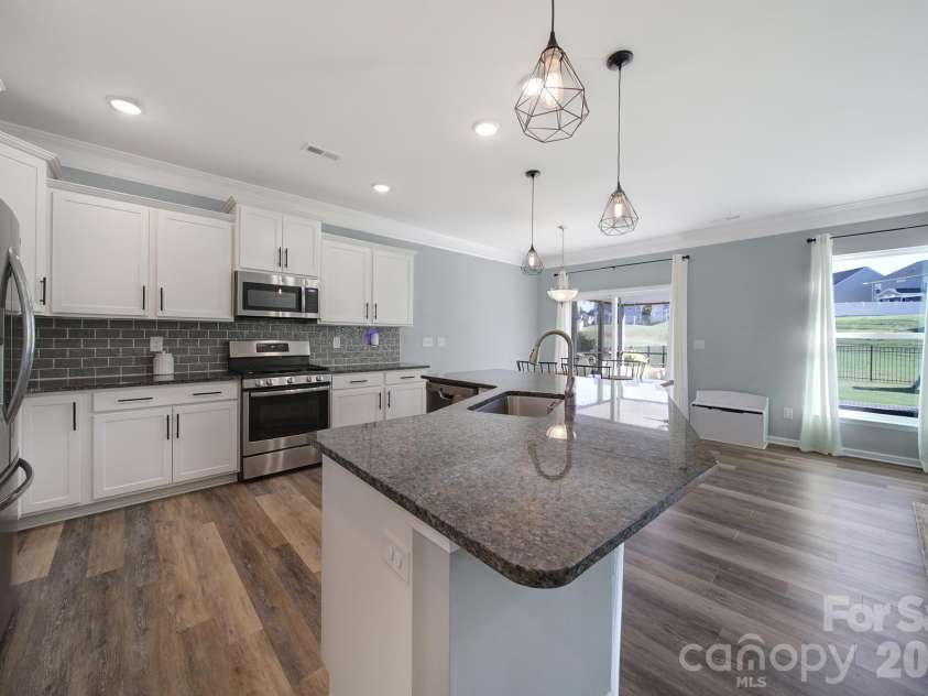 129 Lantern Acres Drive, Mooresville, NC 28115.  MLS# CAR4436016, YatesRealty ID 57927. 