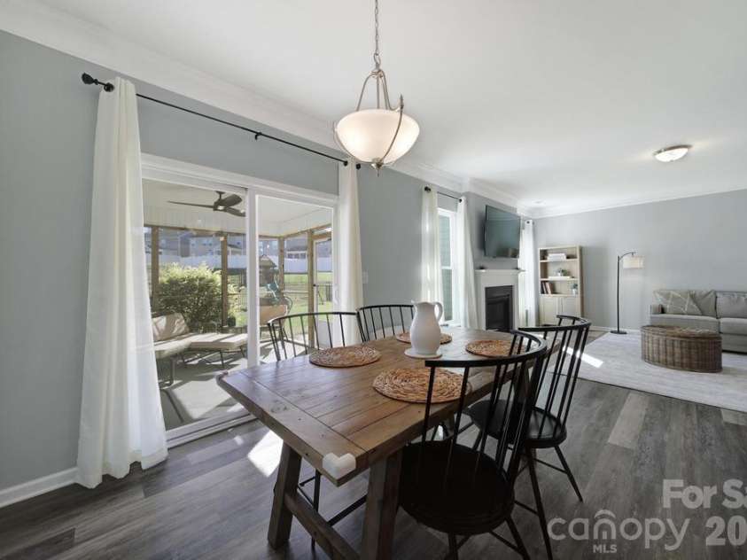 129 Lantern Acres Drive, Mooresville, NC 28115.  MLS# CAR4436016, YatesRealty ID 57927. 