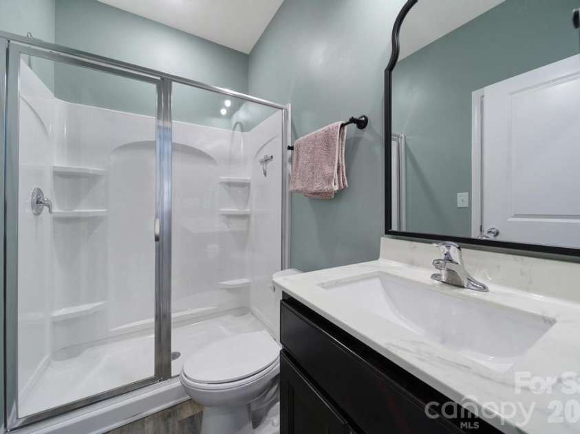 129 Lantern Acres Drive, Mooresville, NC 28115.  MLS# CAR4436016, YatesRealty ID 57927. 