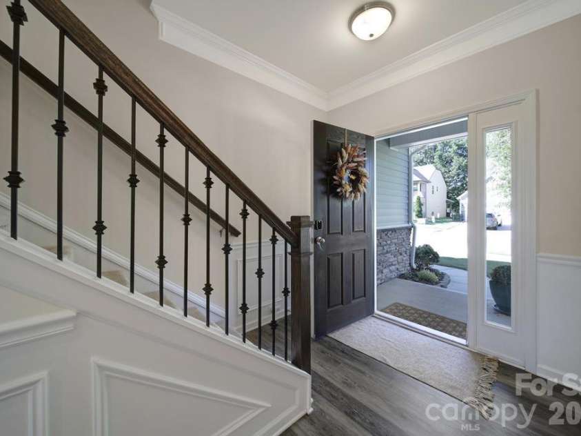 129 Lantern Acres Drive, Mooresville, NC 28115.  MLS# CAR4436016, YatesRealty ID 57927. 