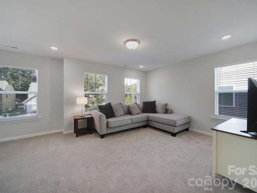 129 Lantern Acres Drive, Mooresville, NC 28115.  MLS# CAR4436016, YatesRealty ID 57927. 
