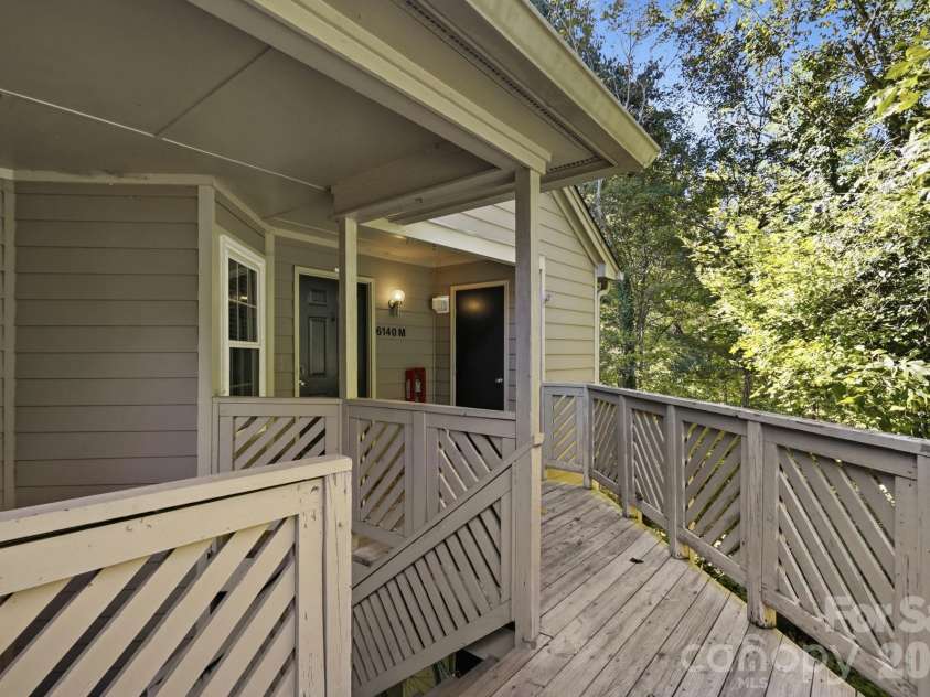 6140 Gray Gate Lane, Charlotte, NC 28210.  MLS# CAR4435741, YatesRealty ID 57930. 