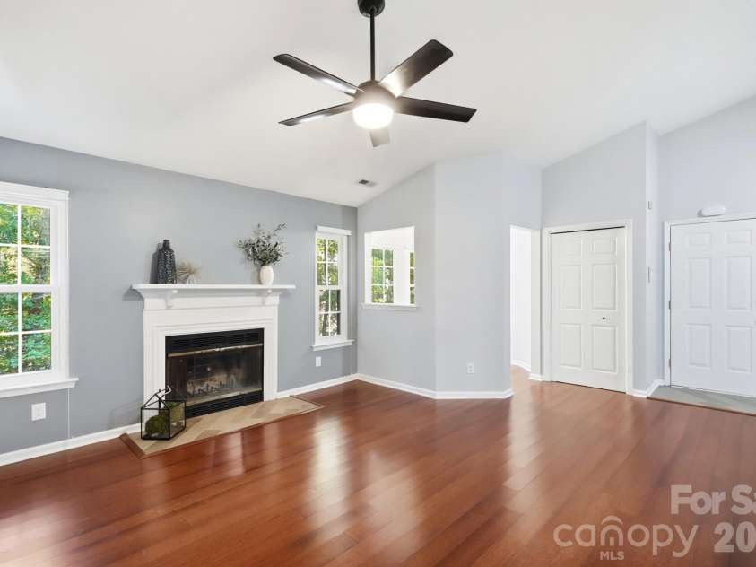 6140 Gray Gate Lane, Charlotte, NC 28210.  MLS# CAR4435741, YatesRealty ID 57930. 