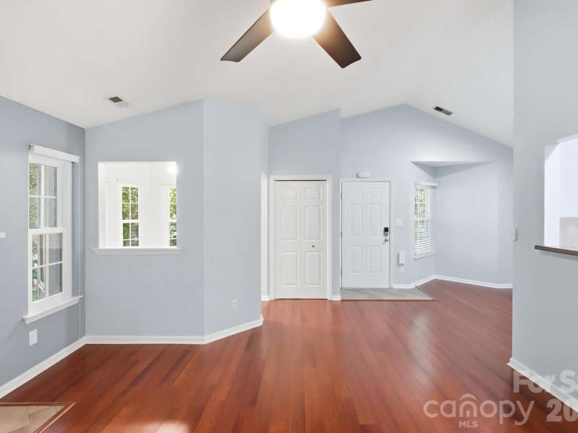 6140 Gray Gate Lane, Charlotte, NC 28210.  MLS# CAR4435741, YatesRealty ID 57930. 