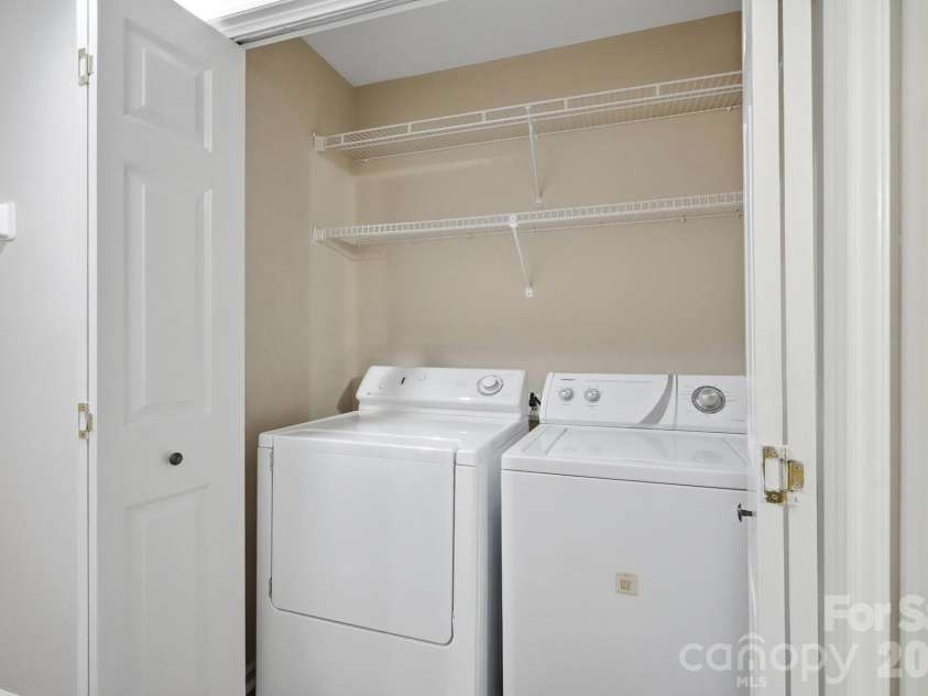 6140 Gray Gate Lane, Charlotte, NC 28210.  MLS# CAR4435741, YatesRealty ID 57930. 