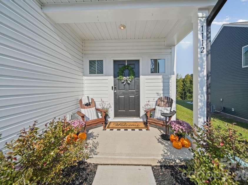 1112 Alyssa Oaks Drive, Lowell, NC 28098.  MLS# CAR4435790, YatesRealty ID 57931. 