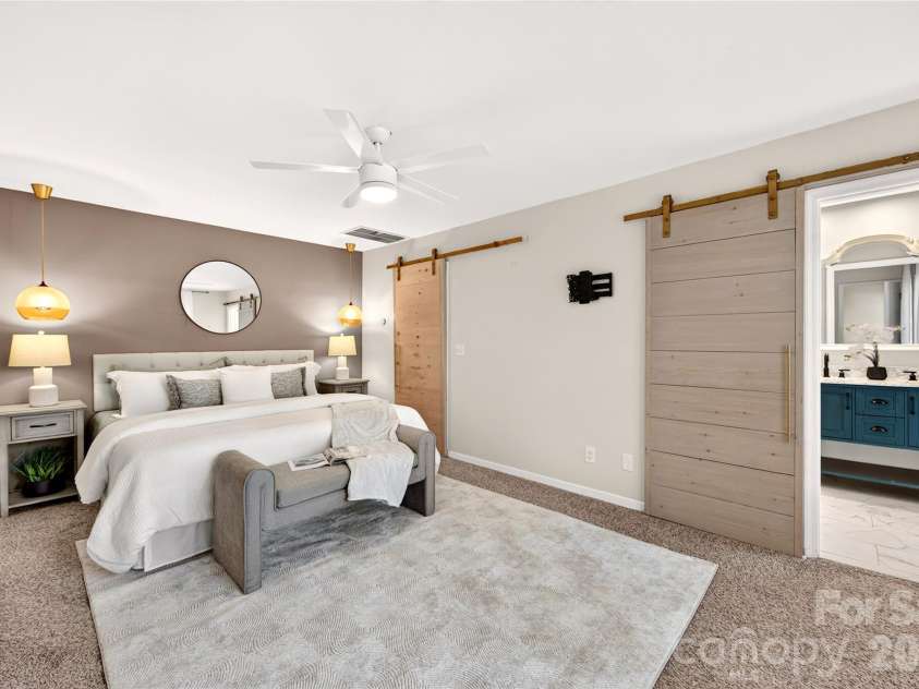 1422 McIlroy Road, Charlotte, NC 28212.  MLS# CAR4435865, YatesRealty ID 57932. 