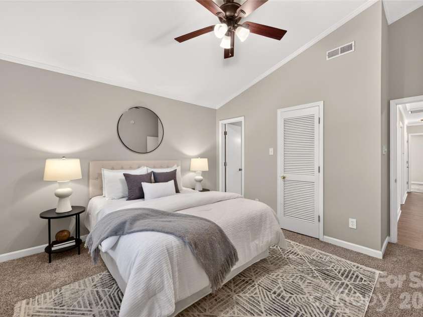 1422 McIlroy Road, Charlotte, NC 28212.  MLS# CAR4435865, YatesRealty ID 57932. 