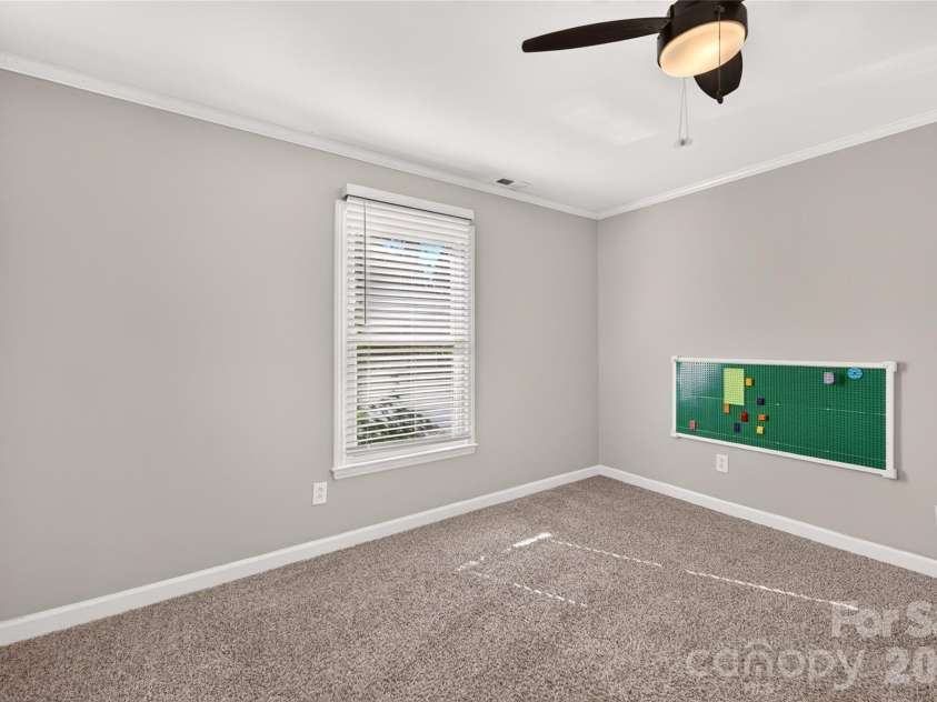 1422 McIlroy Road, Charlotte, NC 28212.  MLS# CAR4435865, YatesRealty ID 57932. 