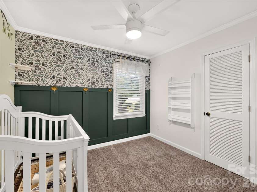 1422 McIlroy Road, Charlotte, NC 28212.  MLS# CAR4435865, YatesRealty ID 57932. 