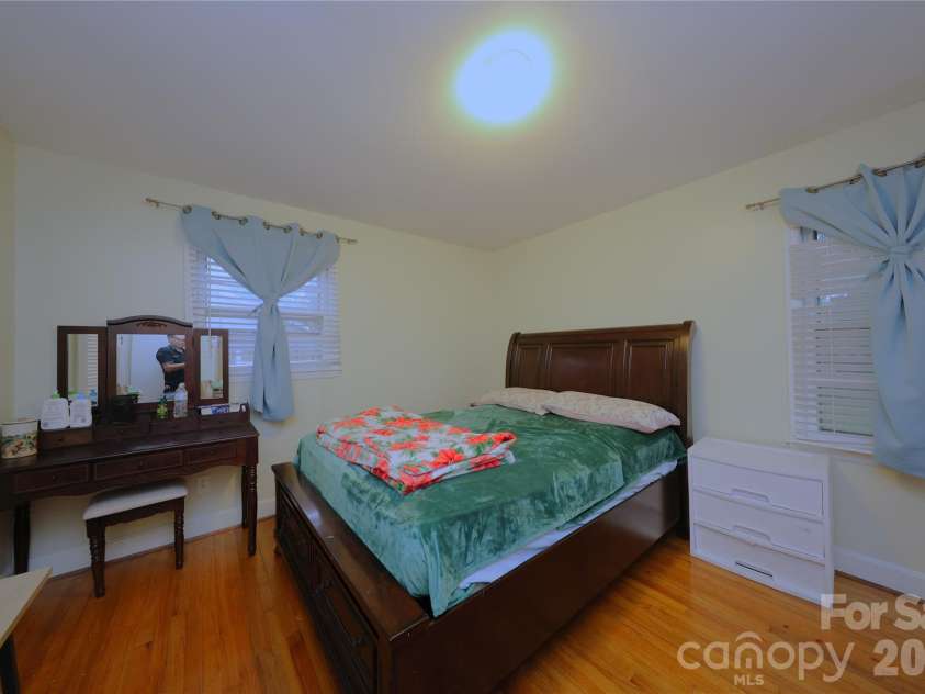 3016 Boston Avenue, Charlotte, NC 28212.  MLS# CAR4435629, YatesRealty ID 57934. 