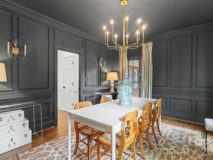 5515 McCallum Court, Charlotte, NC 28226.  MLS# CAR4435446, YatesRealty ID 57940. Dining room