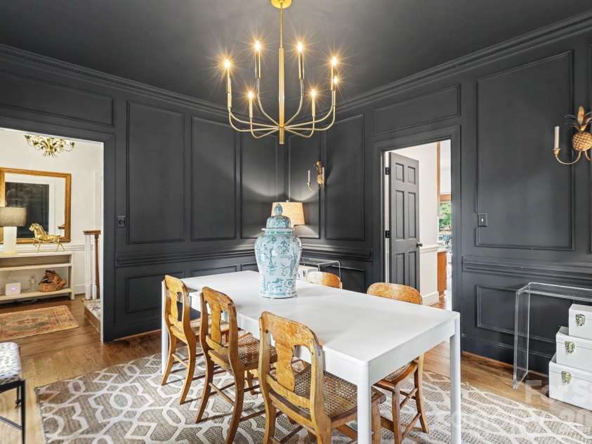 5515 McCallum Court, Charlotte, NC 28226.  MLS# CAR4435446, YatesRealty ID 57940. Dining room