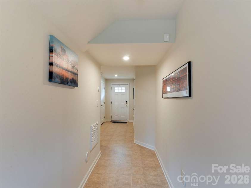 6105 Cutwater Circle, Charlotte, NC 28269.  MLS# CAR4435488, YatesRealty ID 57941. 