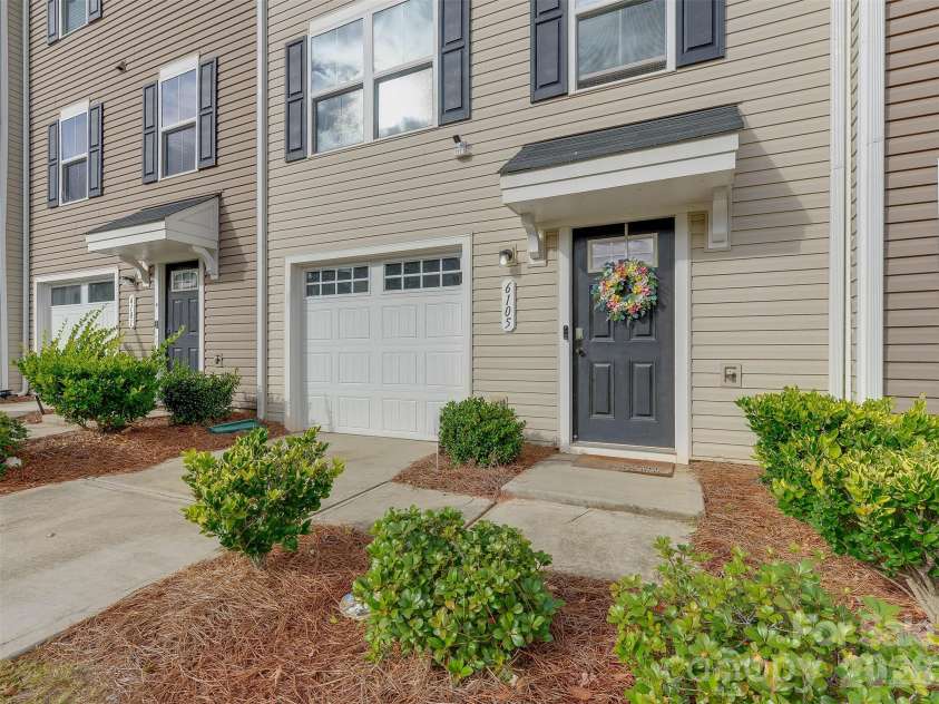 6105 Cutwater Circle, Charlotte, NC 28269.  MLS# CAR4435488, YatesRealty ID 57941. 
