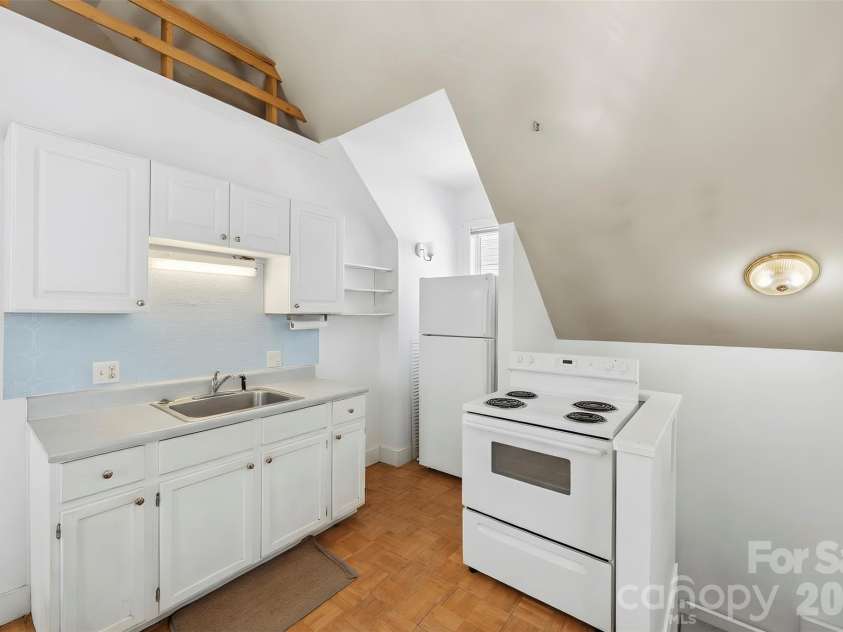 220 Armour Street, Davidson, NC 28036.  MLS# CAR4435226, YatesRealty ID 57942. 