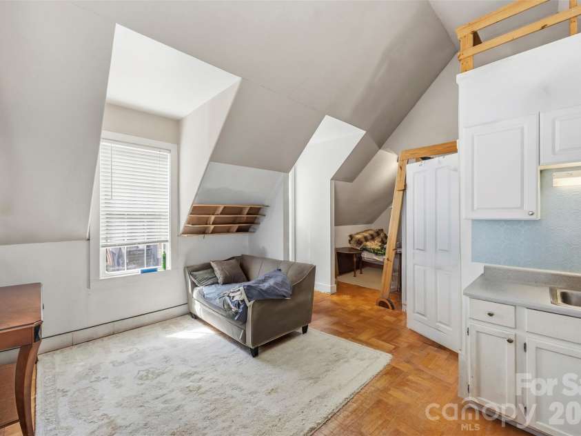 220 Armour Street, Davidson, NC 28036.  MLS# CAR4435226, YatesRealty ID 57942. 