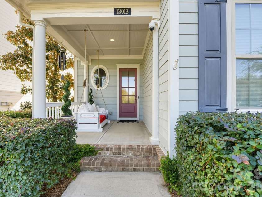 13013 Jacks Lane, Pineville, NC 28134.  MLS# CAR4435219, YatesRealty ID 57946. Charming Front Porch