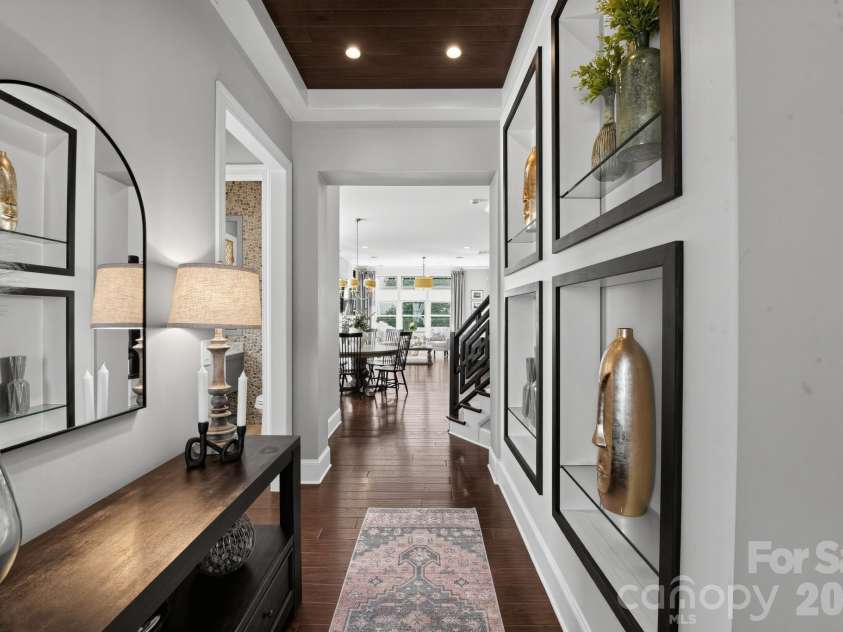 13013 Jacks Lane, Pineville, NC 28134.  MLS# CAR4435219, YatesRealty ID 57946. Detailed entry featuring decorative wall niches