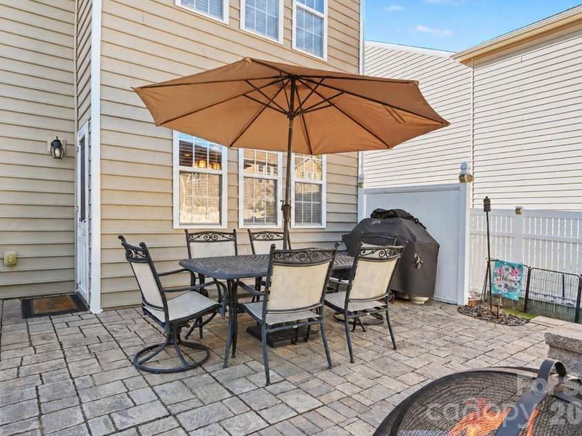 6219 Adobe Road, Charlotte, NC 28277.  MLS# CAR4434866, YatesRealty ID 57948. 