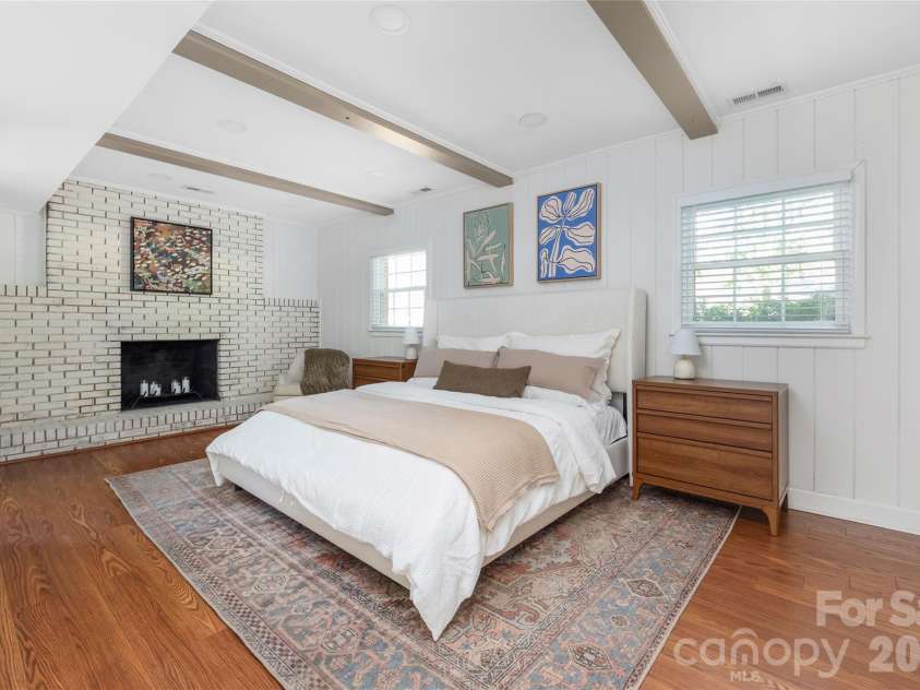1912 Wedgedale Drive, Charlotte, NC 28210.  MLS# CAR4434727, YatesRealty ID 57949. 