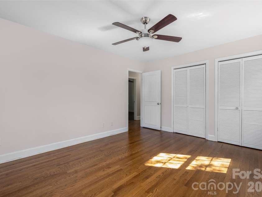 1912 Wedgedale Drive, Charlotte, NC 28210.  MLS# CAR4434727, YatesRealty ID 57949. 