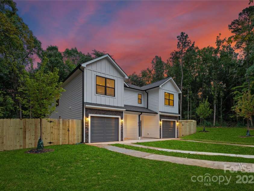 122 I K Beatty Street, Charlotte, NC 28214.  MLS# CAR4219405, YatesRealty ID 5795. Representation
