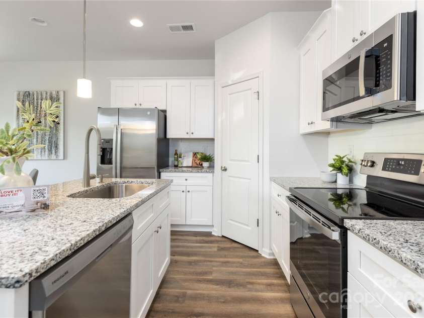 122 I K Beatty Street, Charlotte, NC 28214.  MLS# CAR4219405, YatesRealty ID 5795. Representation