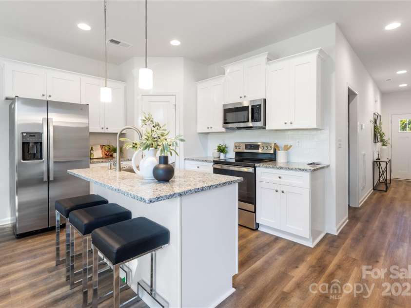122 I K Beatty Street, Charlotte, NC 28214.  MLS# CAR4219405, YatesRealty ID 5795. Representation