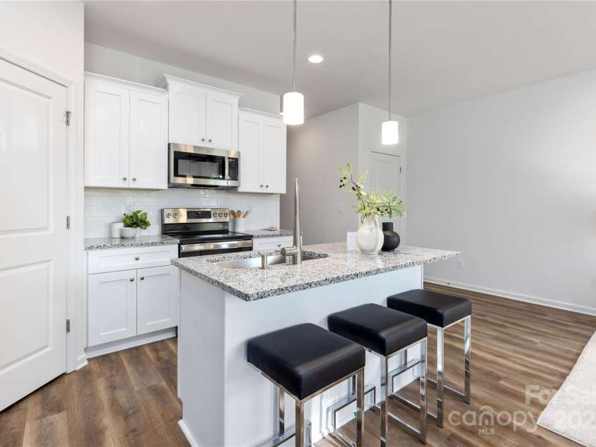 122 I K Beatty Street, Charlotte, NC 28214.  MLS# CAR4219405, YatesRealty ID 5795. Representation