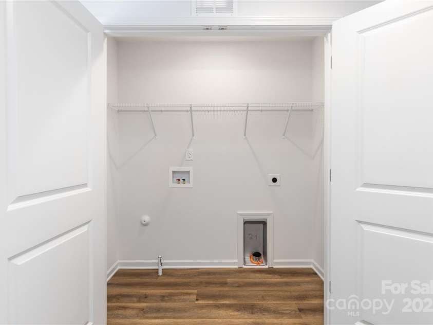 122 I K Beatty Street, Charlotte, NC 28214.  MLS# CAR4219405, YatesRealty ID 5795. Representation