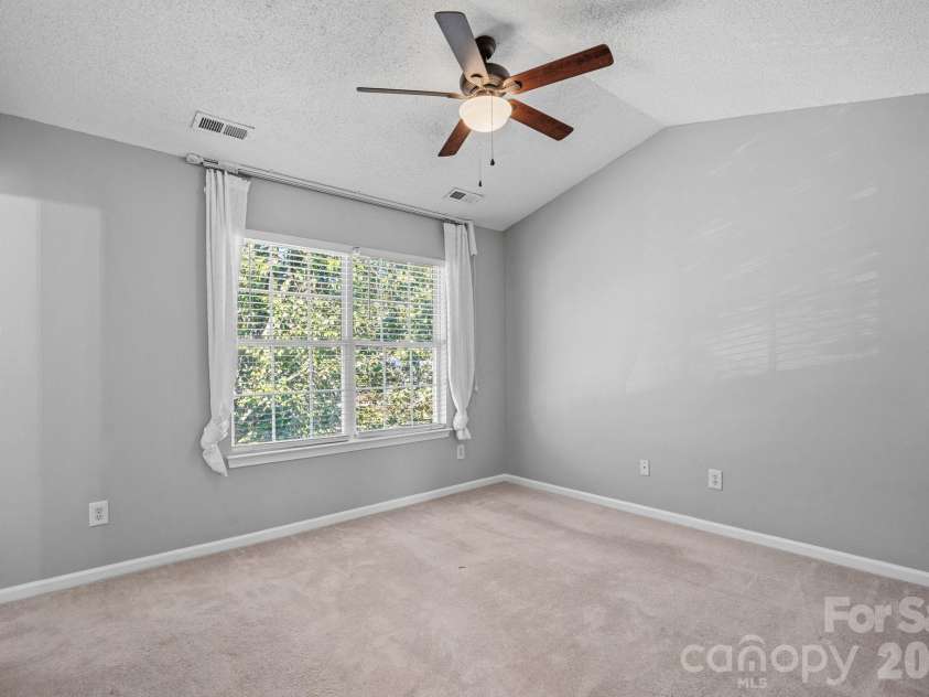 130 Camforth Drive, Mooresville, NC 28117.  MLS# CAR4434700, YatesRealty ID 57951. Primary bedroom