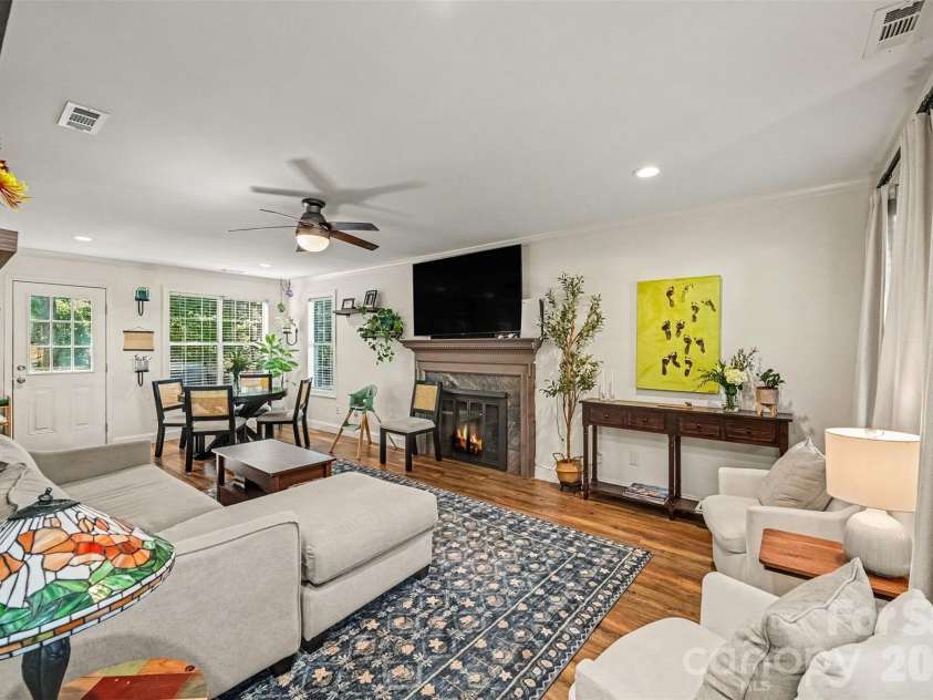 129 Shade Tree Circle, Fort Mill, SC 29715.  MLS# CAR4434473, YatesRealty ID 57954. 