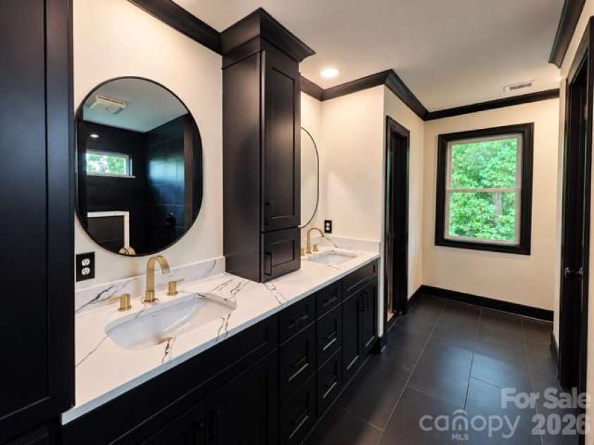 129 Shade Tree Circle, Fort Mill, SC 29715.  MLS# CAR4434473, YatesRealty ID 57954. Primary Bathroom remodeled in 2026 with built-in sauna!