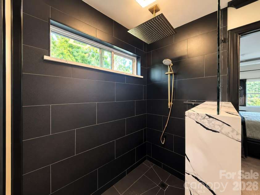 129 Shade Tree Circle, Fort Mill, SC 29715.  MLS# CAR4434473, YatesRealty ID 57954. Walk-in tiled shower