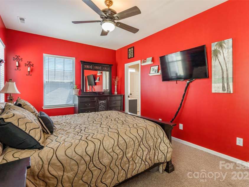 16431 Leavitt Lane, Davidson, NC 28036.  MLS# CAR4243078, YatesRealty ID 5796. 