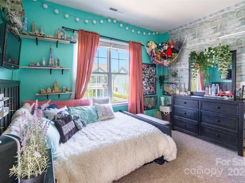 16431 Leavitt Lane, Davidson, NC 28036.  MLS# CAR4243078, YatesRealty ID 5796. 