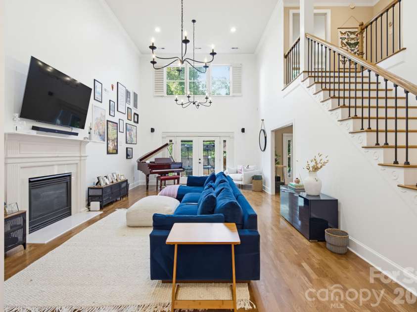 7201 Charter Brook Drive, Charlotte, NC 28270.  MLS# CAR4433966, YatesRealty ID 57960. 